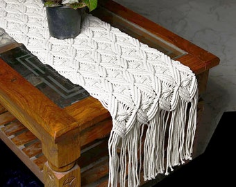 Decordeliveredd Macrame Table Runner Farmhouse Style Cotton Lace Boho Table Runner Vintage Style Table Decor Home Bridal Wedding Table Decor