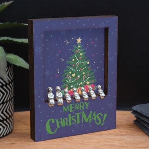 Merry Christmas - Family Plywood Ornament – Create Your Own Family Combination with 7 People Set (lrgpolo-ds23-merryxmas)