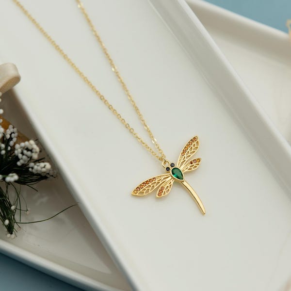 Radiant Green Dragonfly Necklace main image 0