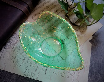 Dekorative Blatt Schale aus Resin | handgemacht, grün-gold