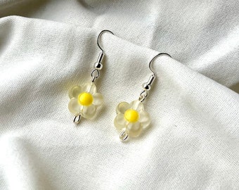 Ditsy daisy silver plated earrings, sustainable upcycled handmade jewellery, gifts for her Mother’s Day gift