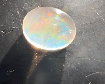 Opale de feu cabochon, Mexique