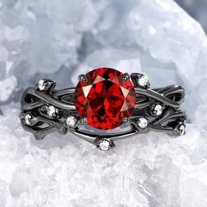 Nature Inspired Round Cut Garnet Bridal Set Gothic 14K Black Gold Twig Leaf Prong Engagement Ring January Birthstone Promise Wedding Ring