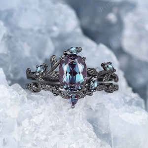 Gothic Oval Shape Alexandrite Engagement Ring Set, Rhodium Black Gold Black Moissanite Bridal Set, Vintage Black Witchy Promise Ring for Her