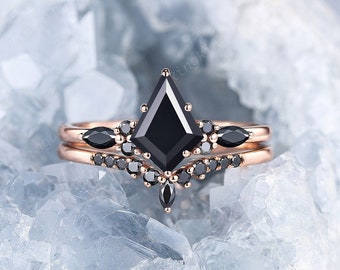Kite Shape Black Onyx Engagement Ring Set, Black Onyx and Black Moissanite Bridal Set, Black Gemstone Rose Gold Promise Wedding Ring for Her