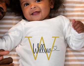 Personalised Baby Sleepsuit, Lightweight Cotton Baby outfit, Perfect Baby Gift, Gifts for newborn, Long Sleeve Baby Bodysuit