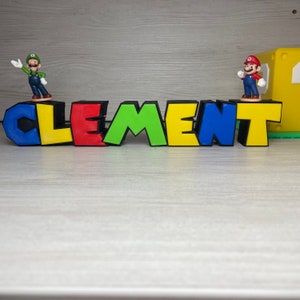 Anpassbares Namensschild, inspiriert von Mario Bros. Höhe 5 cm. Zum Stellen oder Aufhängen, ELACE Dekoration