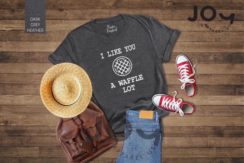 Funny Waffle Shirt, Foodie Tee, Weekend Shirt, Waffle Gift for Best Friend, Cute Brunch Tee,Baking Shirt,Waffle Maker Gift,Waffle Lover Gift imagen 2