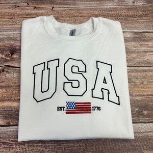 USA Flag Embroidered Sweatshirt,Usa Est. 1776 Crewneck,4th of July Gift Shirt,Patriotic Sweatshirt,Independence Day Red White and Blue Shirt