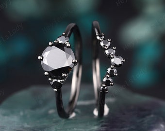 Vintage Black Gold Round Black Moissanite Engagement Ring Set