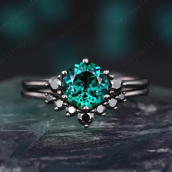 Vintage Black Gold Round Cut Emerald Engagement Ring Set, Rhodium Black Emerald Wedding Set, Emerald Bridal Set Promise Ring Gift for women