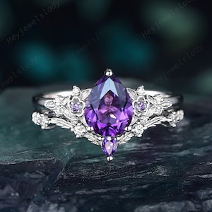 Platinum Pear Shape Amethyst Floral Engagement Ring Set, Unique 14K White Gold Promise Ring Set, Amethyst Bridal Set, Amethyst Wedding Ring