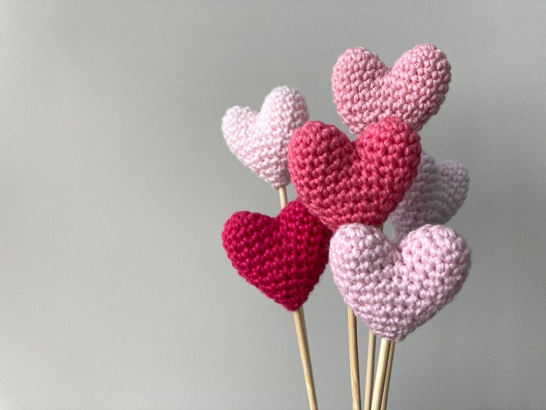 CROCHET PATTERN Heart Decoration / Ornament 3 sizes DIY Valentines gift image 1