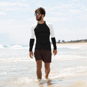 Men's Rash Guard, "Stay Protected and Comfortable with our Black and White Men's Rash Guard - Perfect for Sports and Outdoor Activities"