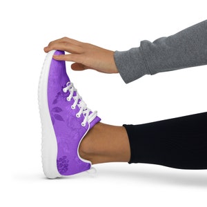 Women’s Lavender Athletic Shoes, &quot;Stay Ahead of the Pack with Breathable and Cushioned Women&#39;s Athletic Shoes&quot;