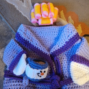 Porch Goose Outfit with sleeves and coffee mug