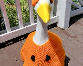 Porch Goose Jack-o-Lantern Poncho