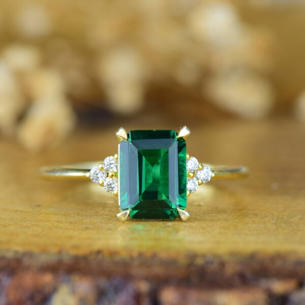 14K Gold Emerald Ring I Emerald Cut Engagement Ring I Emerald Gemstone Ring I Green Birthstone Ring I Mothers Day Gift I Anniversary Gift