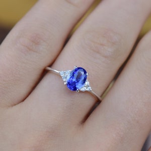 Engagement Oval Cut Tanzanite Ring, Solid Gold Tanzanite Ring, December Birthstone Ring, Anniversary Ring, Gift For Her, Mothers Day Gift