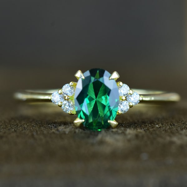 Oval Cut Emerald Ring I Genuine Gold Emerald Ring I Engagement Green Ring I Dainty Emerald Ring I Anniversary Ring I Mothers Day Gift