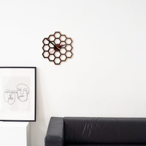 Natural Wood Honeycomb Round Wall Clock main image 0