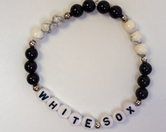 Chicago White Sox Bracelet - Black White  Chicago Gift - Baseball Fan -  Made Using 6mm Black Onyx and White Howlite
