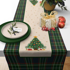 Christmas Tree Table Runner, Green table Setting, Christmas Decor , Rustic Holiday Decor , Winter Table Runner,Holiday Farmhouse Table Decor