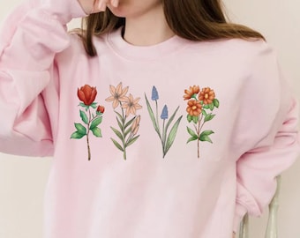 Custom Birth Month Birth Flower Sweatshirt, Gift for Her, Flower TShirt, Sentimental Gift Idea, Valentines Day, Perfect Mothers Day Gift