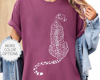 Comfort Colors® Leopard T-Shirt, Unisex Boho Animal Shirt, Nature lover Tee, Large Leopard Print Shirt