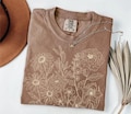Comfort Colors® Vintage Pressed Flowers Shirt, Boho Cottagecore Shirt, Botanical Floral Tee Wildflowers Shirt Gift for Gardener Floral Shirt