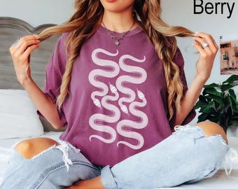 Comfort Colors® Snake T-shirt, Reptile Shirts, Pet Lover Gift, Animal Lover, Hiking Shirt, Kawaii Snake Shirt, Reptile Decor, Snake Shirt