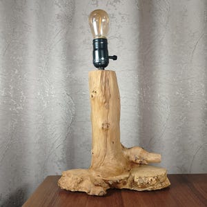 Lámpara de madera natural – Luz de noche rústica imagen 7