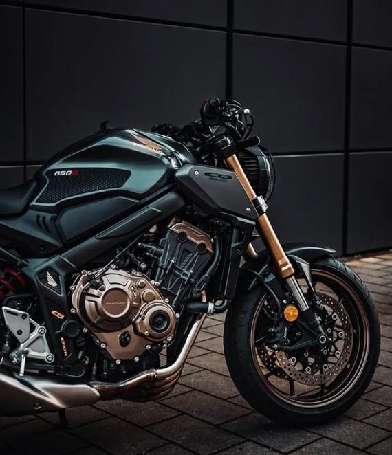 バイク用カスタムメタリック/アクリルパーツ：Honda CB650R neo