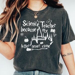 Science Teacher T-shirt, Science Lover, Science Gift, Teacher Shirt Gifts, Science Tee, Chemistry Teacher, Wizard Teacher Tshirt, LS184