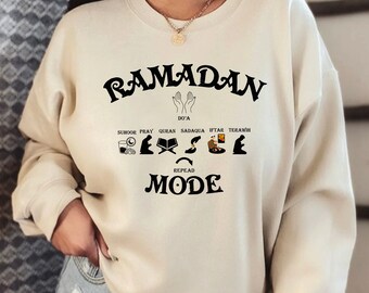 Sweet Moon Premium Ramadan T-Shirt - Bekind, Bestrong Sweet Moon Premium Ramadan T-Shirt - Bekind, Bestrong