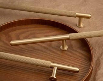 Modern Metal Brass Long Pulls Cabinet handles Knobs Drawer Wardrobe Pulls Golden Kitchen Knobs Furniture fittings Long Refregerator handle