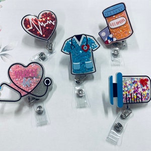 Leuke intrekbare badgehaspel, ID-houder verpleegkundige, RN-sleutelkaart, verpleegkundige badgehaspel, cadeau verpleegkundige, medisch, Sparkle-badge, intrekbaar, Valentijnsdag