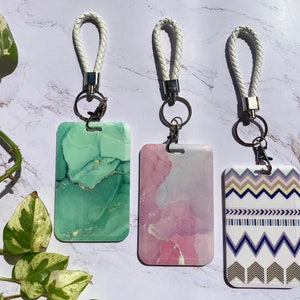 透明プラスチック ID バッジ ホルダー、バッジ ホルダー、ID ホルダー、縦型 ID ホルダー、バッジ プロテクター、名前バッジ、教師バッジ、学生、バレンタイン