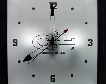 G & L Guitars Dealer Style Light-Up Clock Killer Cool Man Cave/Garage Item