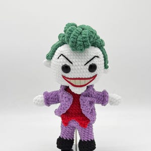 Mistah Jest PDF crochet pattern with SVG for smile.