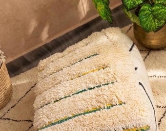 Marokkanischer handgefertigter Ottomanen-Pouf – einzigartiges Bodenkissen