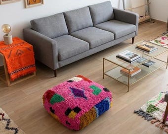 モロッコ風ピンクのプーフ - ハンドメイドフロアクッション、カラフルなウールのオットマン、ボヘミアン風ホームデコレーション _ 本物 _ アジラルプーフ _ オットマンプーフ