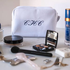 Personalized Custom monogram Waffle Makeup Bag, Bridesmaids Gifts, Sorority, Wedding Gifts, College Essentials, Back to School, Free Ship