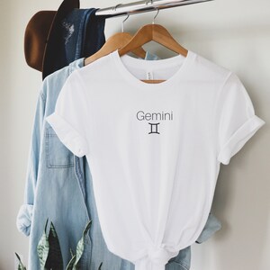 Gemini t-shirt, Gemini gift, Astrology t-shirt, Zodiac sign t-shirt, Minimalist t-shirt, Dad gift, Mom gift, Unisex