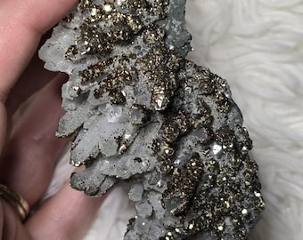 RARE Pyrite on white quartz, Glitter inclusions, golden shimmer Hubei