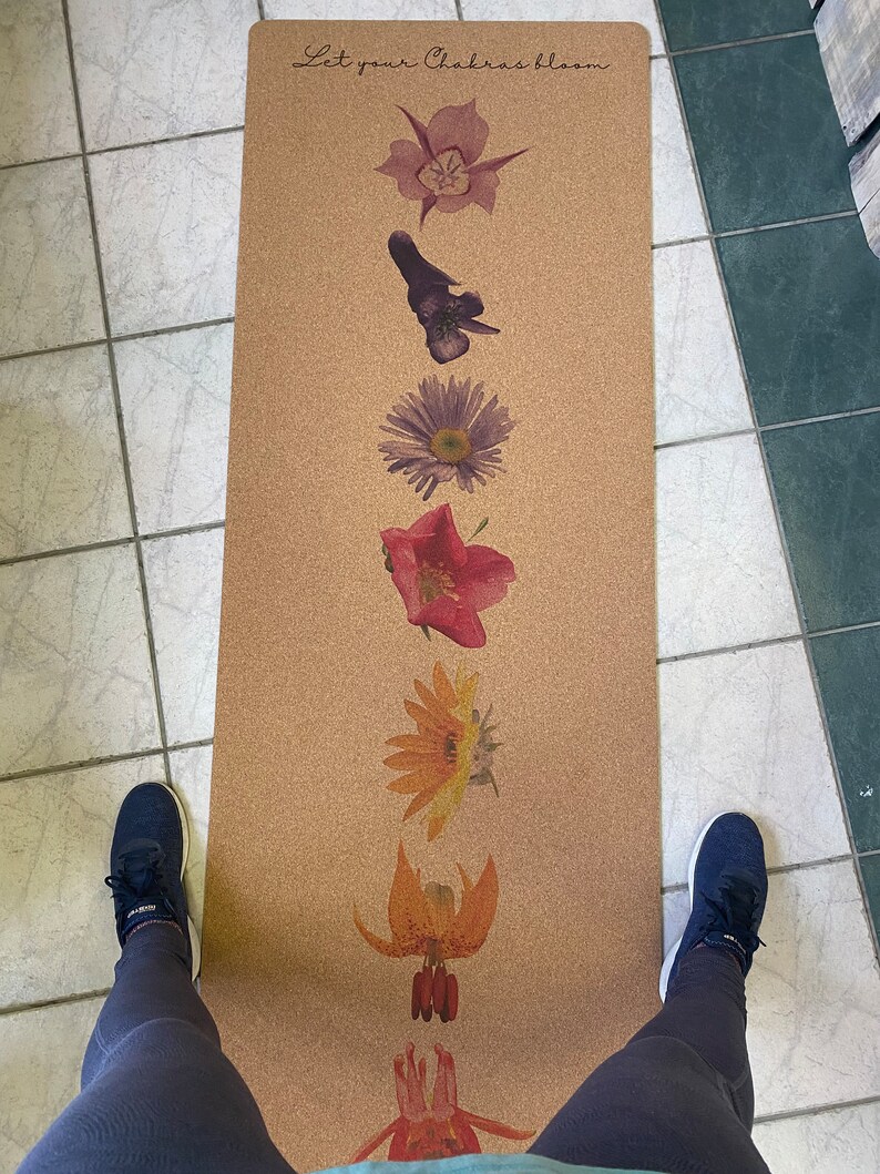 Esterilla de yoga de corcho con diseño de flores silvestres (Deja que tus chakras florezcan) imagen 7