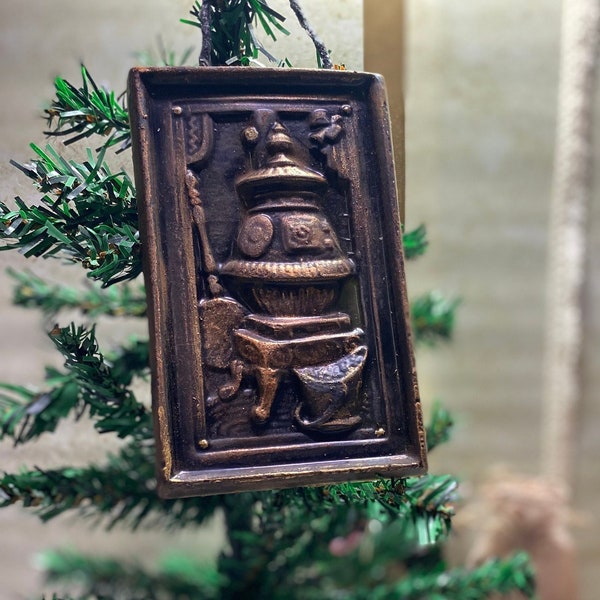 Old Fashioned Wood Stove Plaque, Primitive Ornament, Blackened Beeswax dusted w Cinnamon, Wall Decor