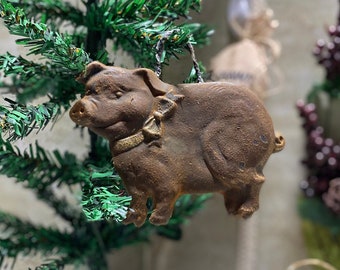 Primitive Pig, Blackened Beeswax Ornament w Cinnamon Scent [cr80]