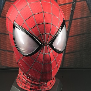 Massgeschneiderte Spider-Man Maske: Digitaldruck, rote Gesichtsmuschel, Cosplay & Halloween Held Accessoire