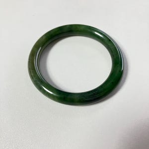 Bangle -53mm Green Nephrite Jade Bangle